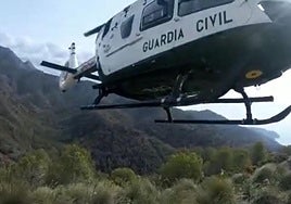 Helicóptero utilizado para la búsqueda de la avioneta.