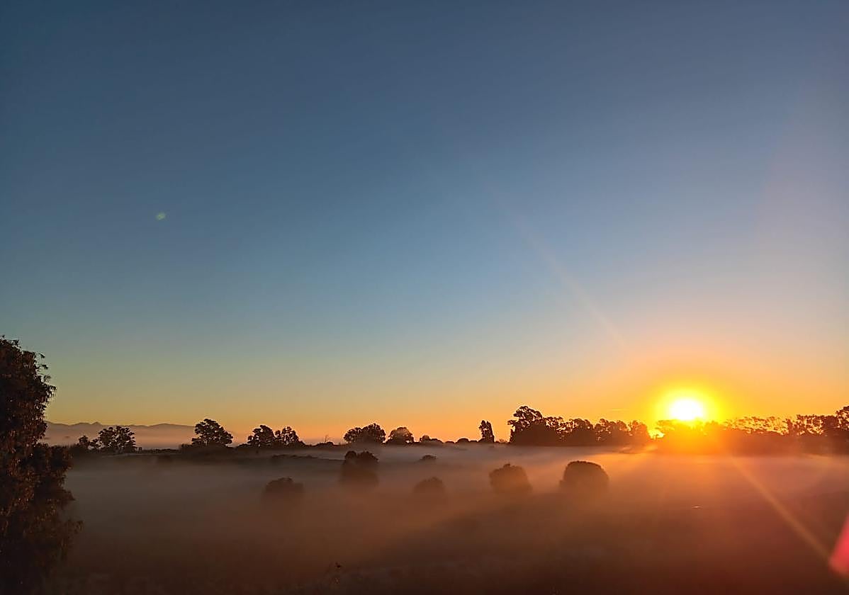 Cuándo amanece en cada provincia de Andalucía con el cambio de hora.
