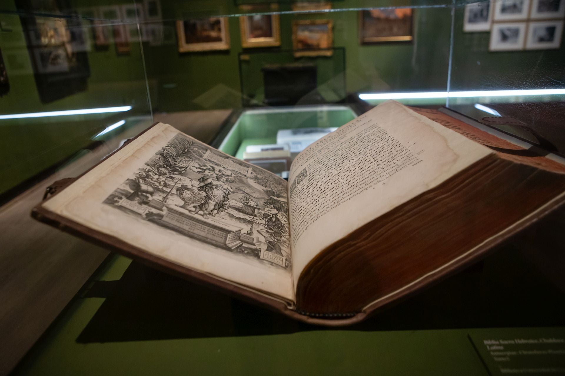 Las imágenes de la presentación de la exposición de Américo Castro