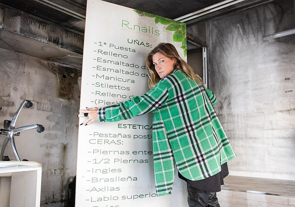 Imagen principal - Raquel llevaba casi tres años con este local en La Zubia.