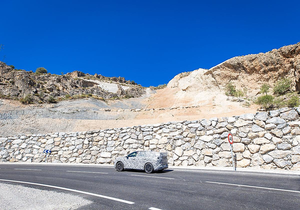 Vista de la carretera de Sierra Nevada en una imagen de archivo.