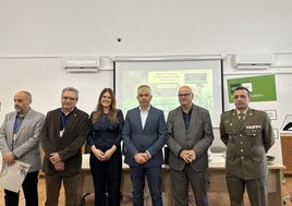 Autoridades, en la inauguración del seminario.