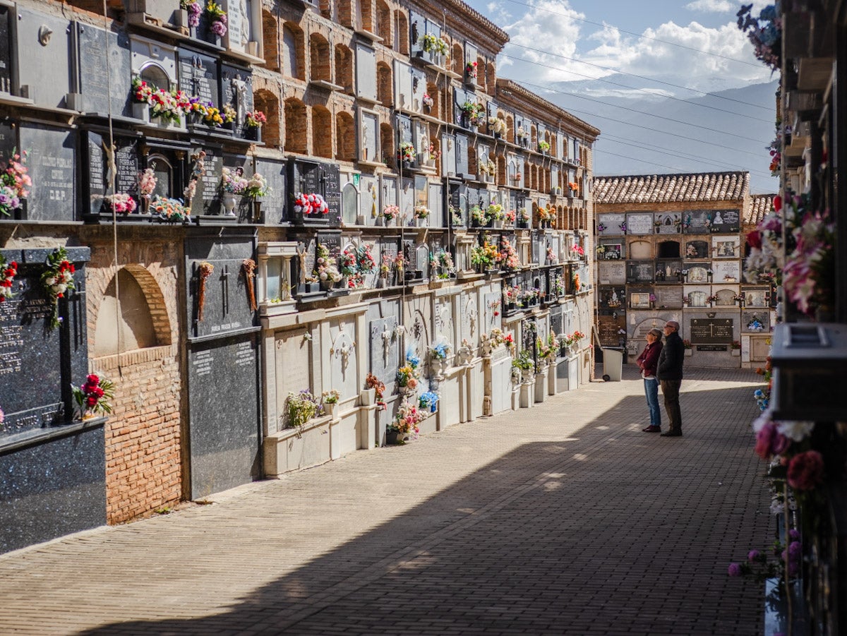 El Día de Todos los Santos en Granada, en imágenes