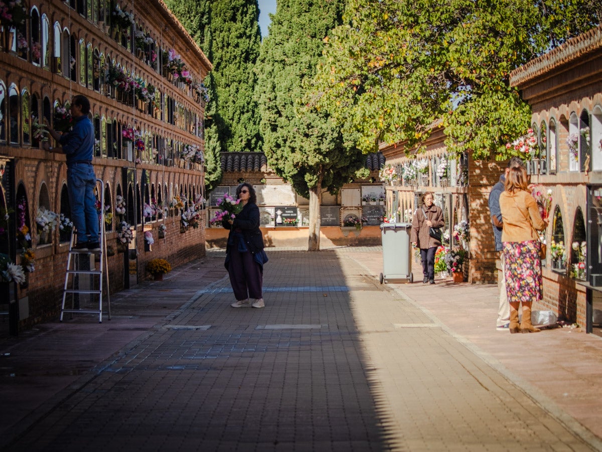 El Día de Todos los Santos en Granada, en imágenes