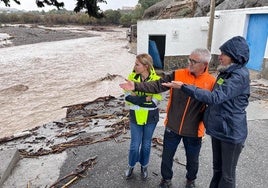 Visita de la Junta a Armuña de Almanzora, uno de los municipios azotados por la DANA de Almería.