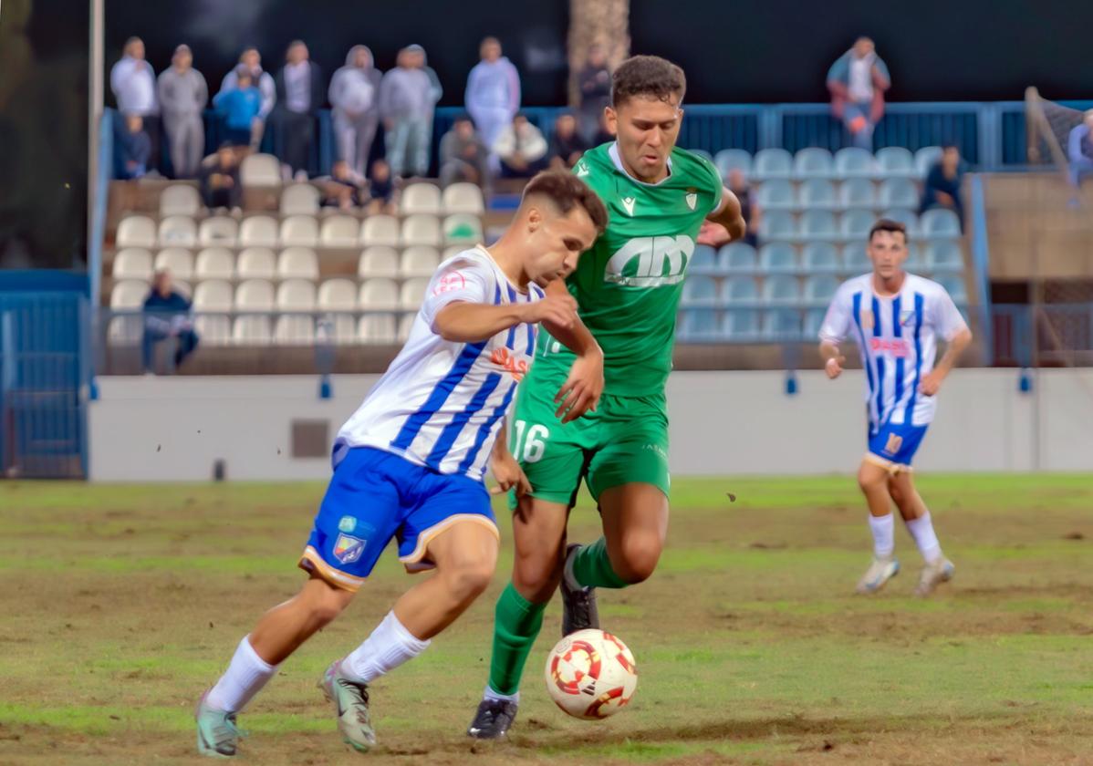 El lateral derecho Mario Alonso será baja en el CF Motril.