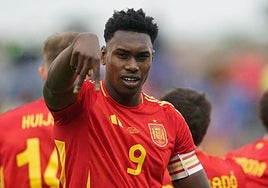 Samu celebra uno de los cuatro goles que marcó a Malta con la sub-21 en la última ventana de selecciones.