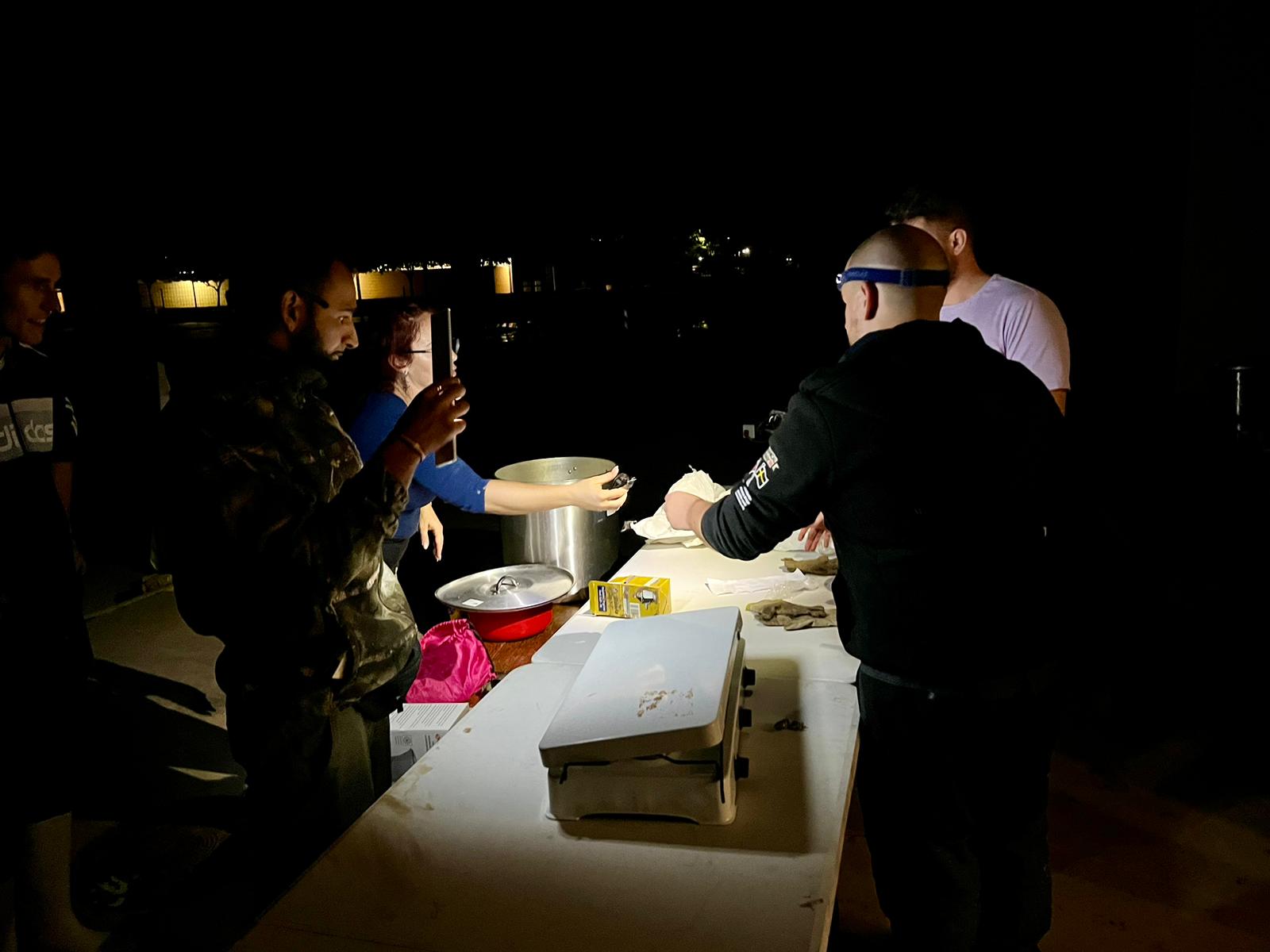 Las imágenes de los voluntarios granadinos en Valencia