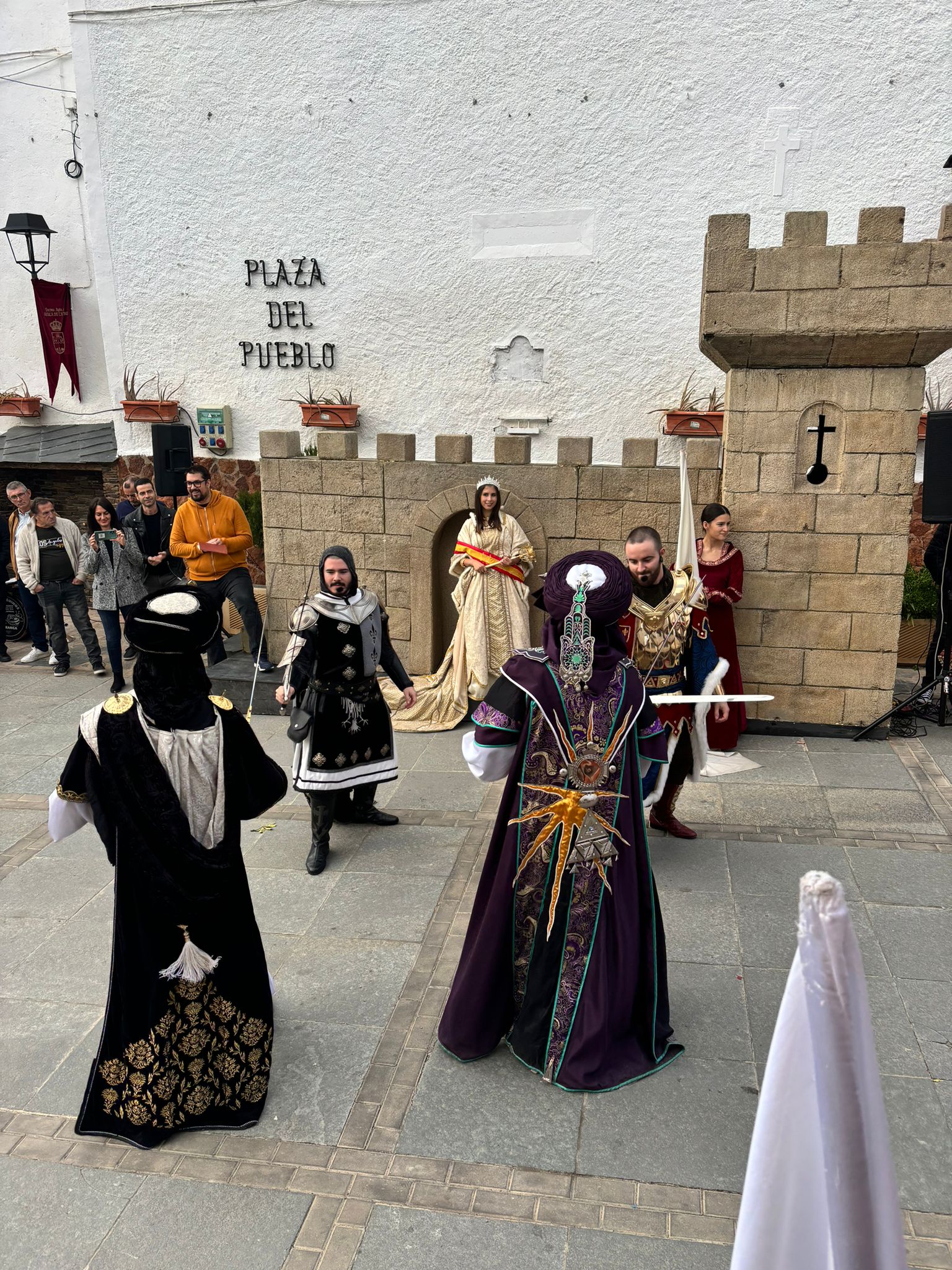 Las Fiestas de Moros y Cristianos de Olula de Castro en imágenes