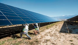 Instalación de paneles solares.