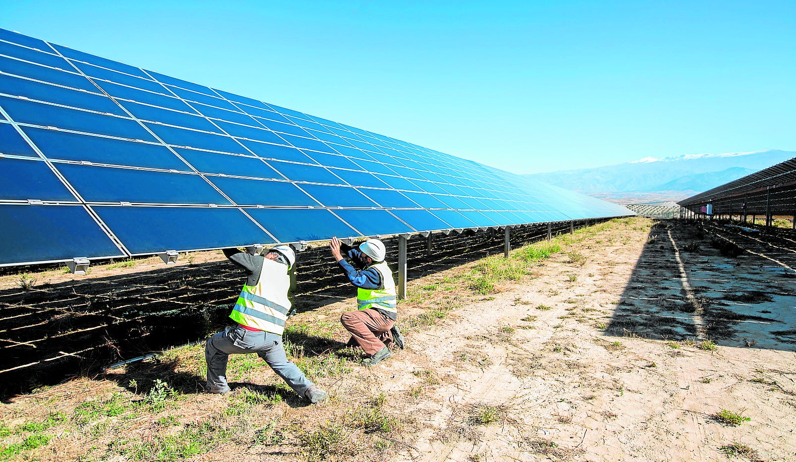 Instalación de paneles solares.