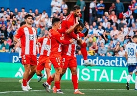 Luis Suárez y Arribas celebrando un gol en la Romareda