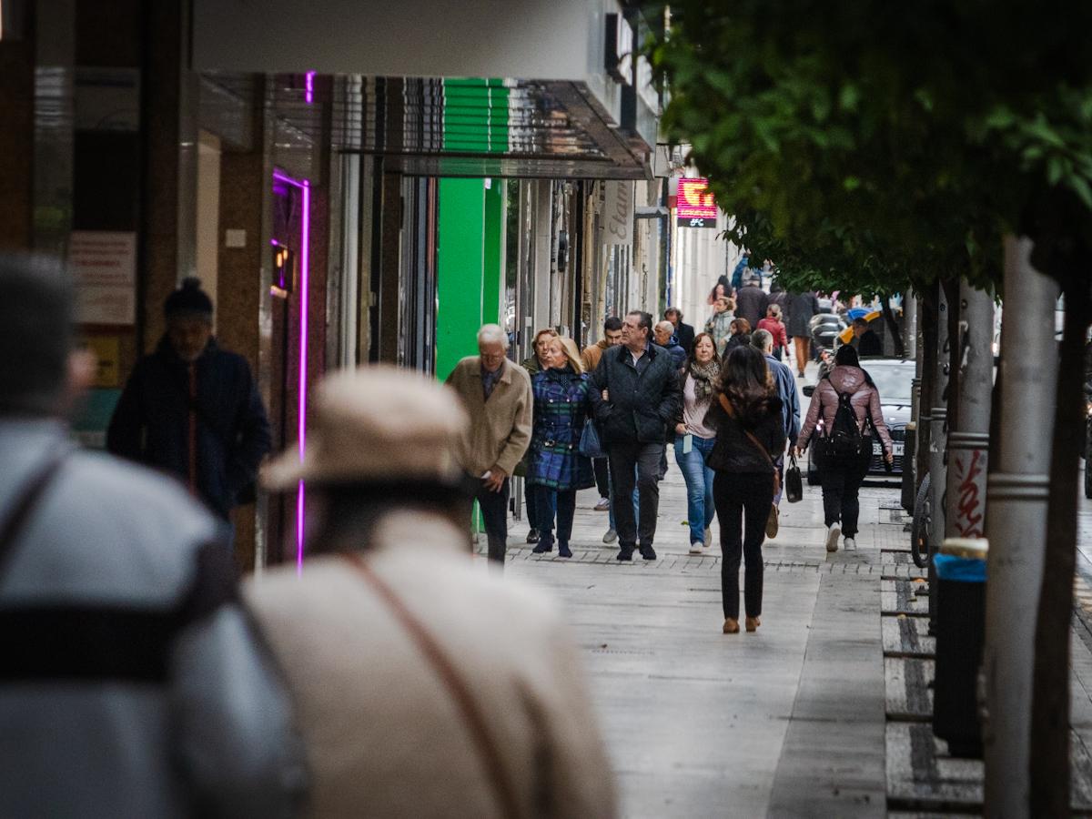 Las imágenes de Granada sin clases y sin tormentas este jueves