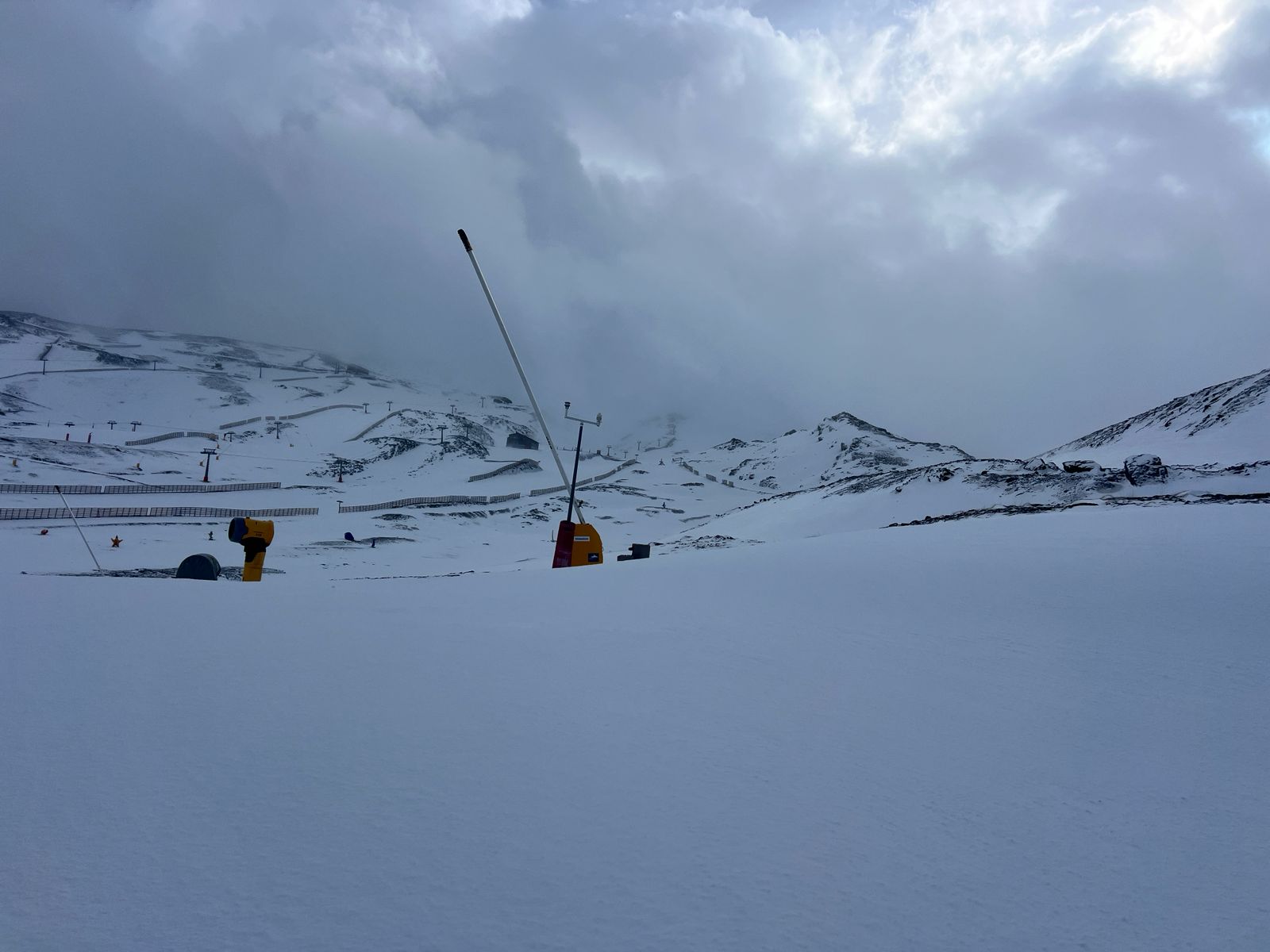 La nevada caída en la Sierra, en imágenes