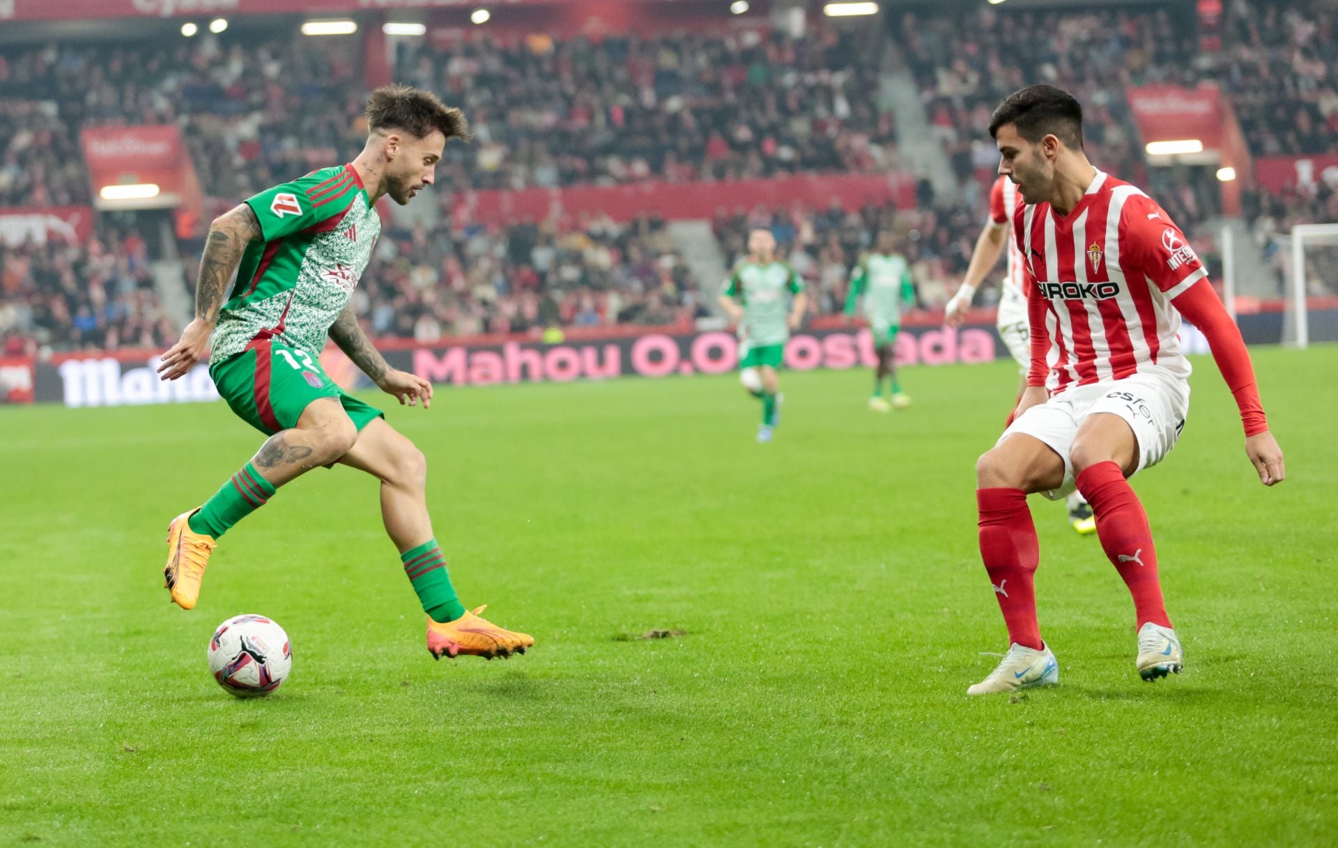 Las mejores imágenes del partido del Granada contra el Sporting