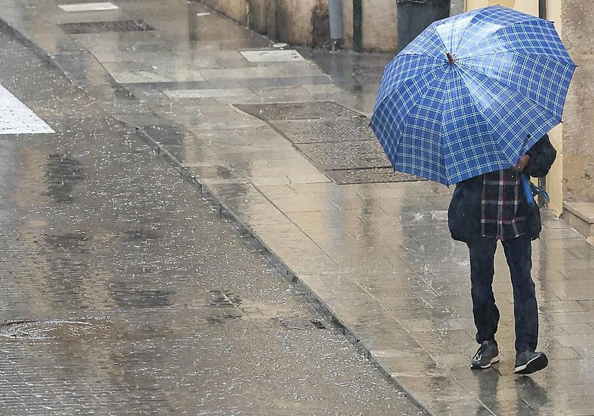 Últimos chubascos tormentosos en Andalucía antes del cambio de tiempo.