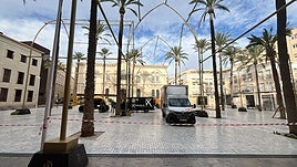 La Catedral de Almería se prepara para el 'Tunel de Navidad'
