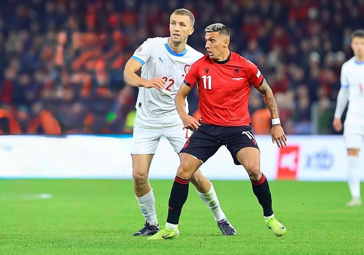 Uzuni, en su último partido con Albania.