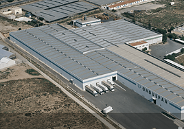 La Junta incentiva con 700.000 euros las mejoras de eficiencia energética la empresa nijareña Onduspán