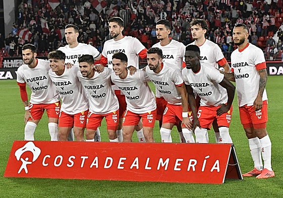 La plantilla almeriense empieza una etapa exigente con ocho partidos en 36 días.