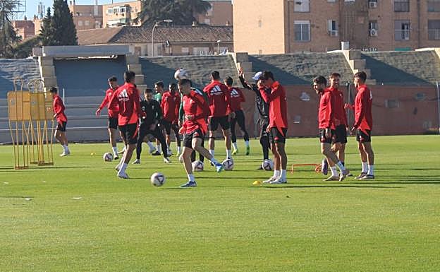 Sergio Ruiz, sin vendaje sobre la rodilla derecha.