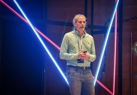 Leandro Guisández en su ponencia en el Palacio de Congresos.