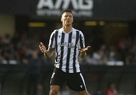 El Cartagena, un equipo sin fútbol y sin suerte.