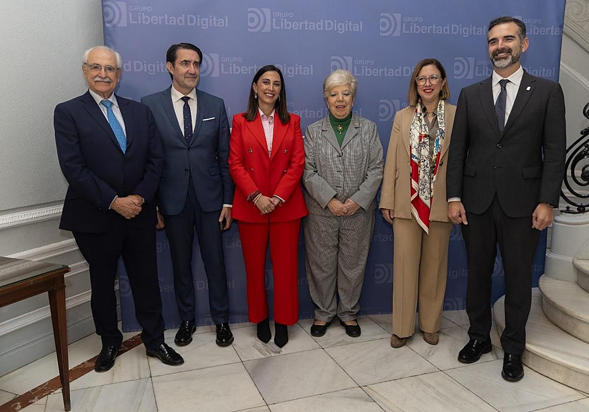 Fernández-Pacheco pide a la nueva ministra de Transición Ecológica que impulse el Pacto Nacional por el Agua