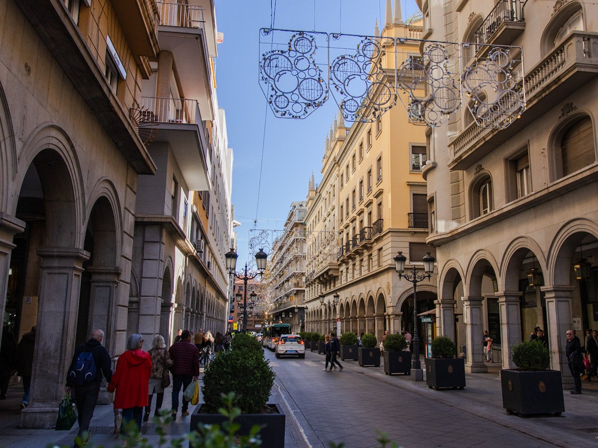 Lámparas de salón iluminarán la Navidad en la Plaza del Carmen