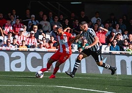 Luis Suárez jugando contra el Cartagena. UDA