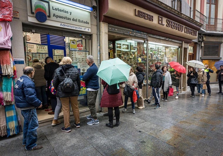 Pierde 6,5 millones tras acertar la Bonoloto tras ser 'engañado' por el banco'.