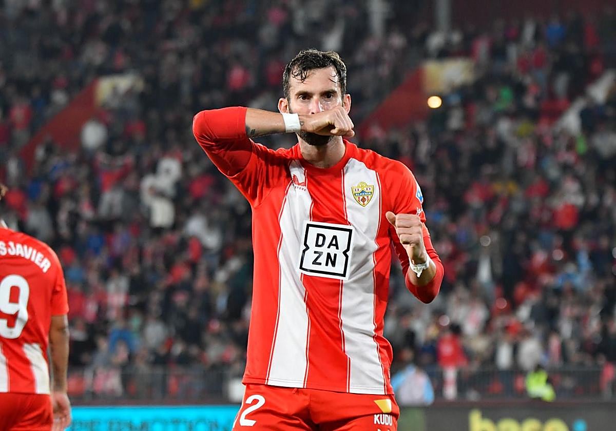 Baptistao celebrando su gol contra el Córdoba.