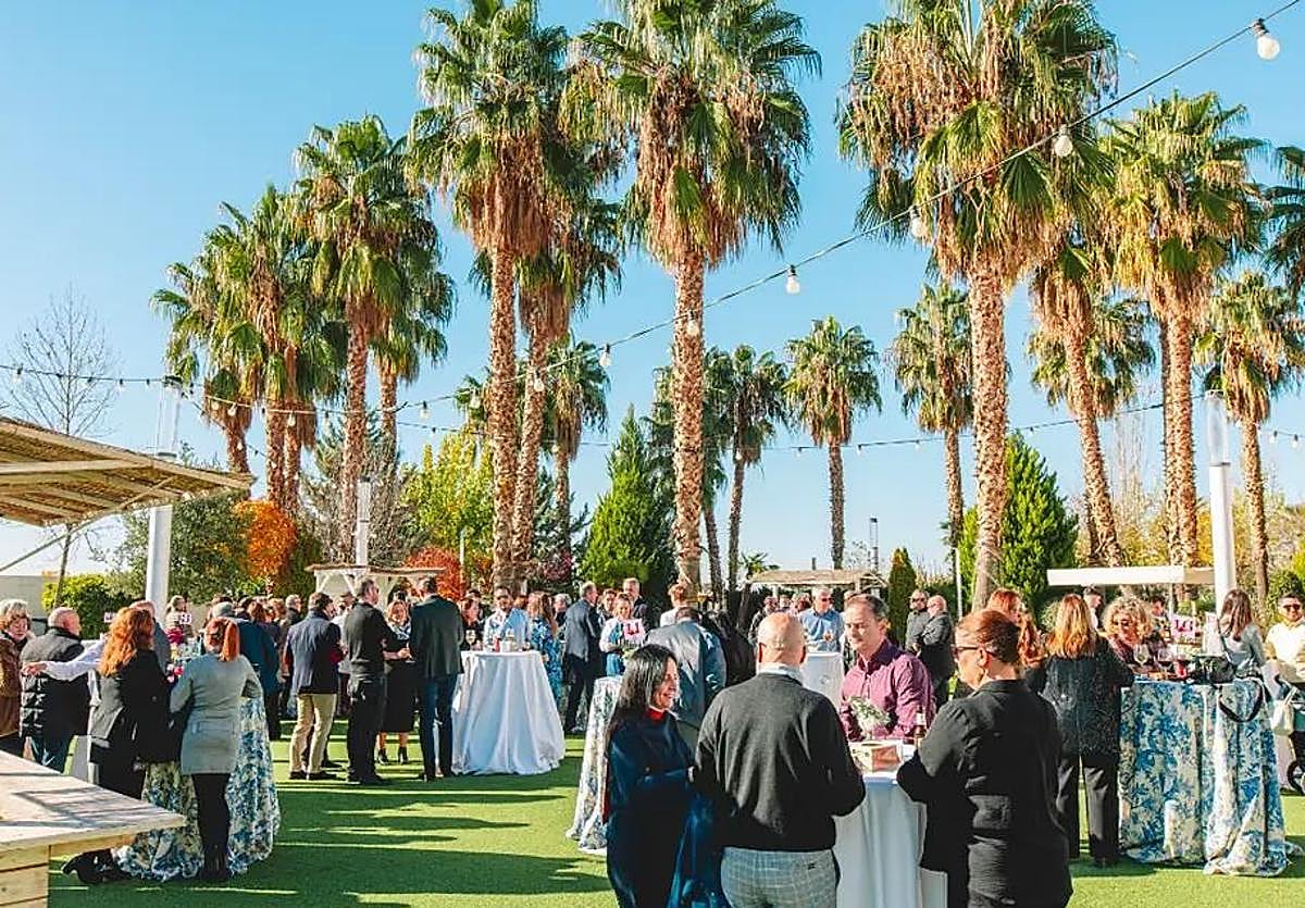 La zambombá flamenca, otra experiencia única en Jardines de Siddharta