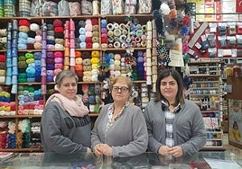 Inmaculada y sus hijas Blanca e Inma.