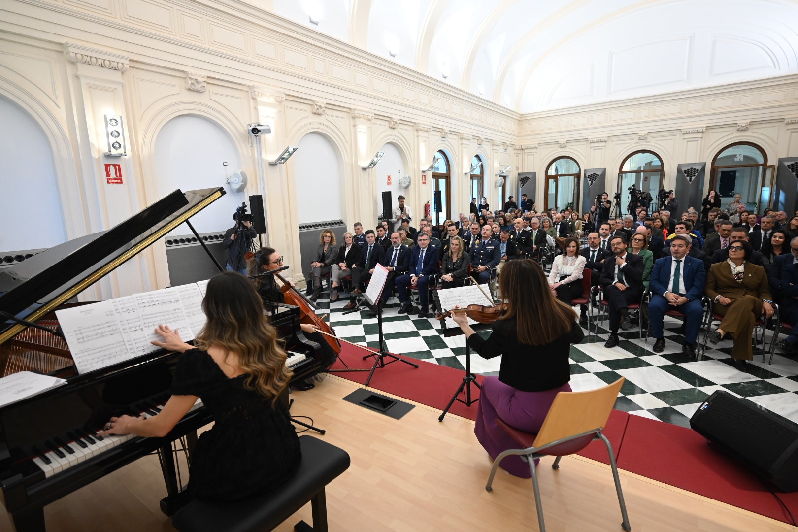 El Día de la Bandera de Andalucía en Granada, en imágenes