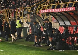 Rubi dando instruciones a Arnau