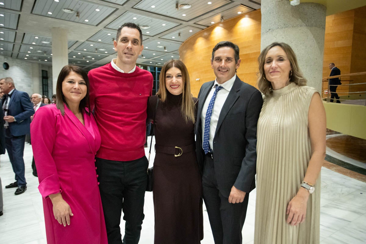 La alfombra roja y el cóctel de los IDEALES