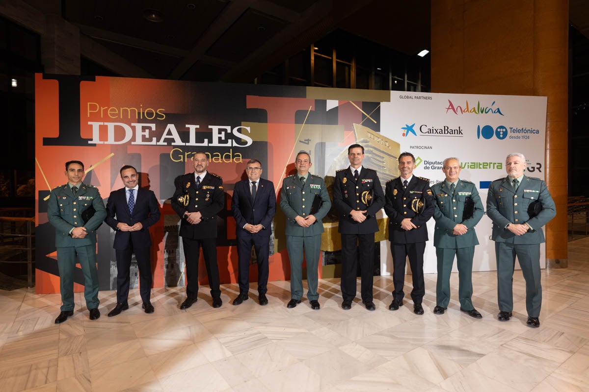 Las imágenes de los invitados a la gala de los Premios IDEALES 2024