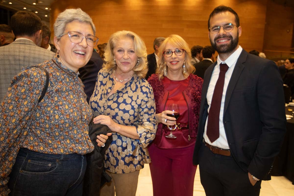 La alfombra roja y el cóctel de los IDEALES