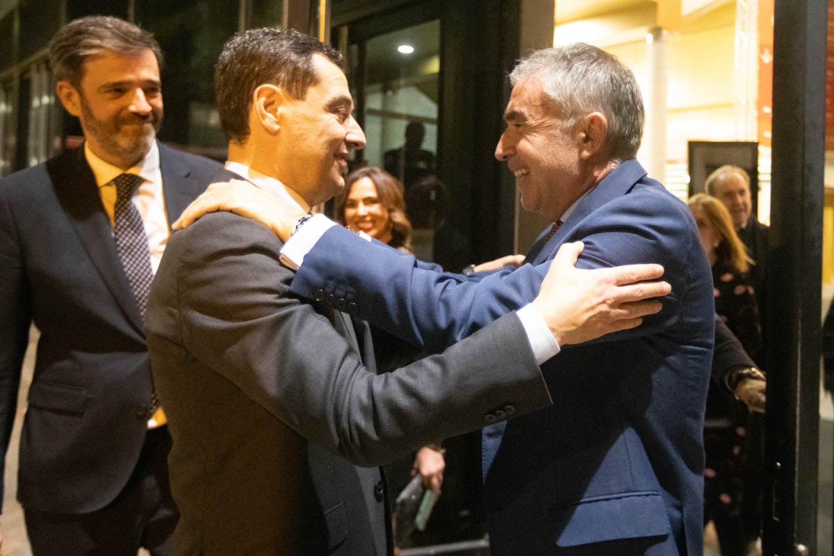 La alfombra roja y el cóctel de los IDEALES