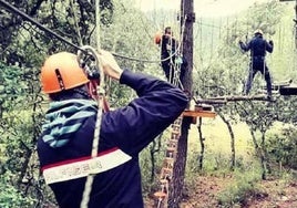 Actividades en la naturaleza en el parque.