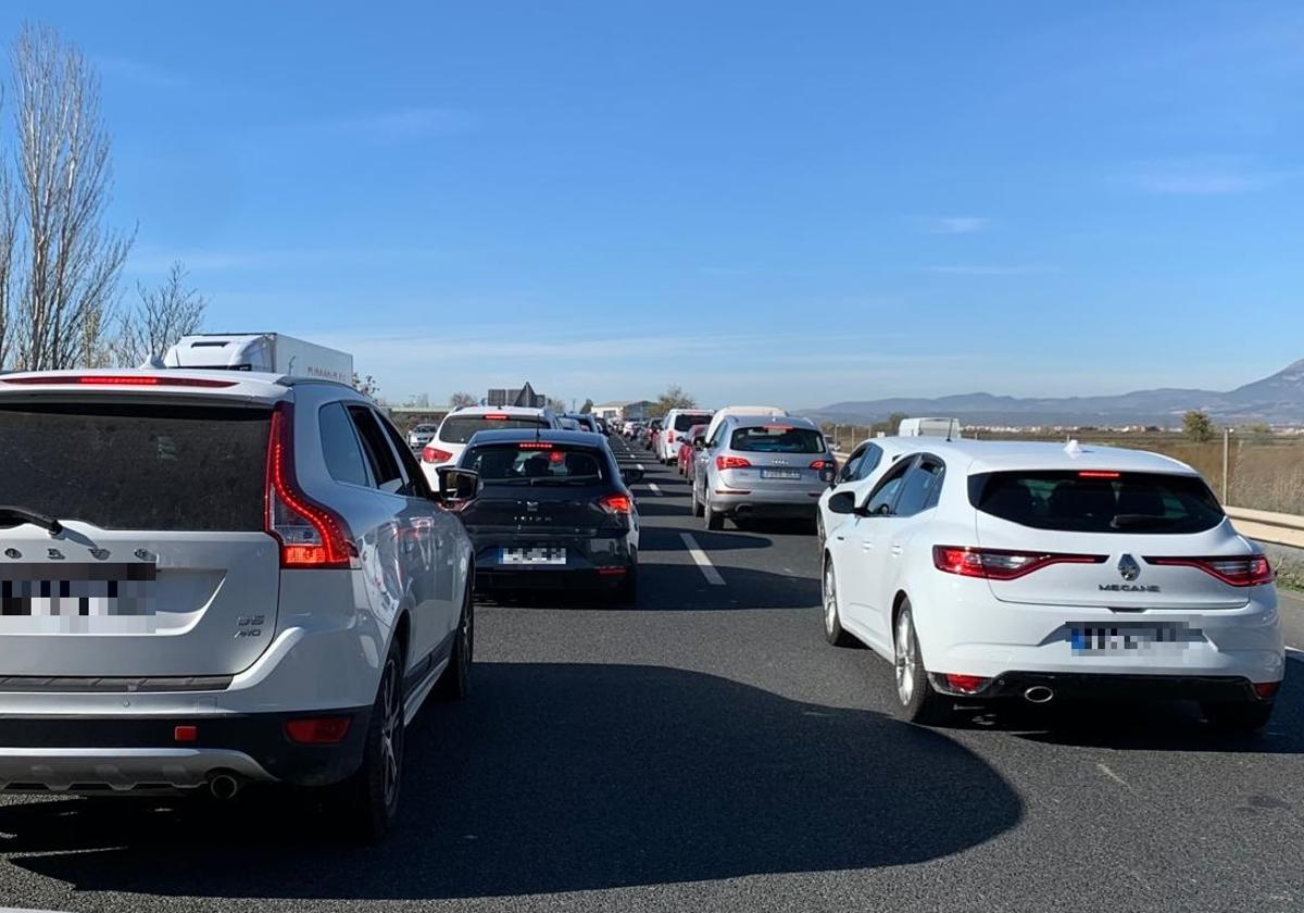 Atasco en la A-92 a la altura de Santa Fe.