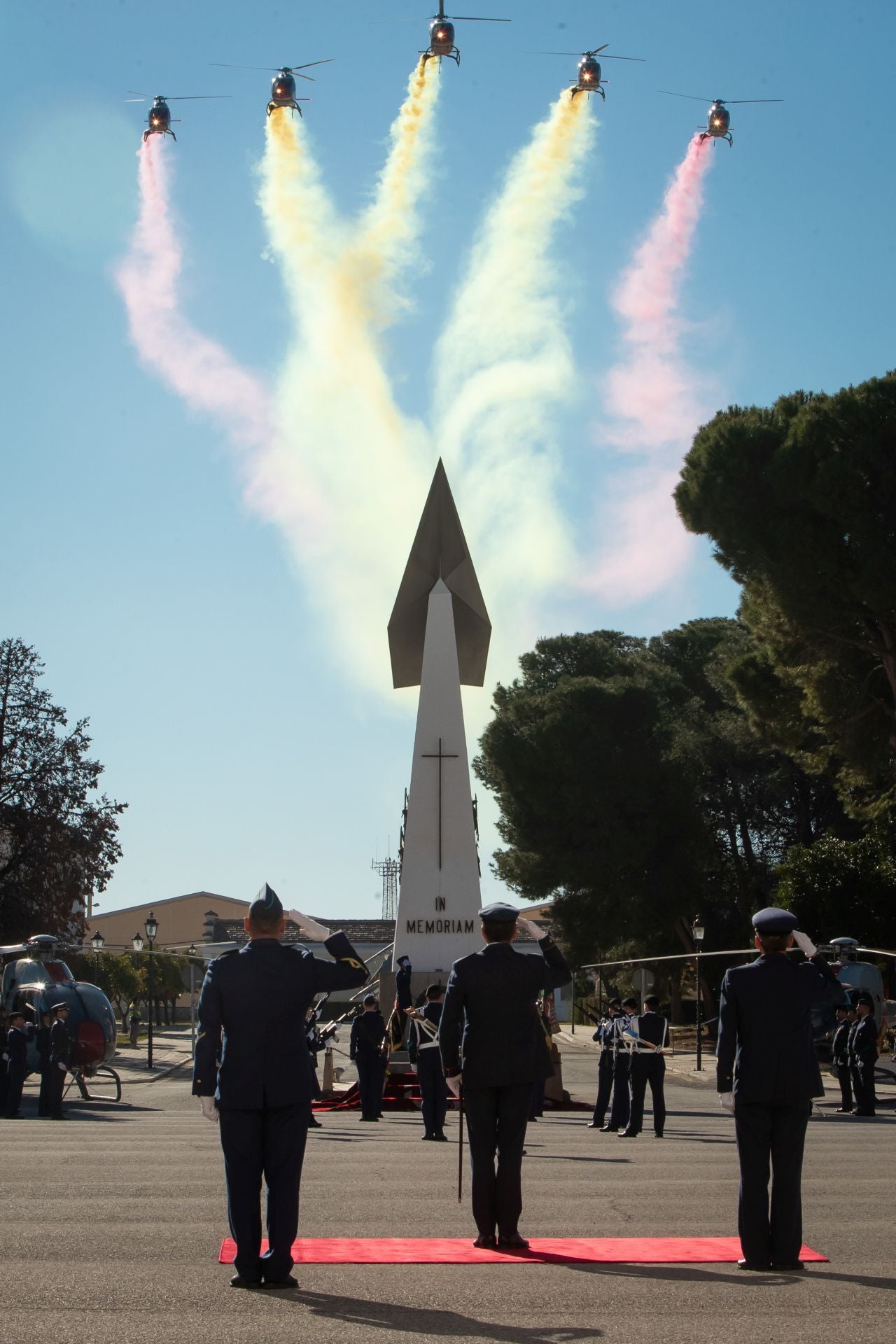 Las imágenes de la celebración de la Virgen de Loreto en la Base Aérea de Armilla