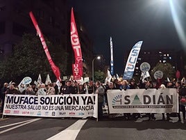Los sindicatos reclamaron el pasado jueves en Granada una solución al conflicto.