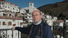 Muere el secretario del Ayuntamiento de Alpujarra de la Sierra durante 36 años