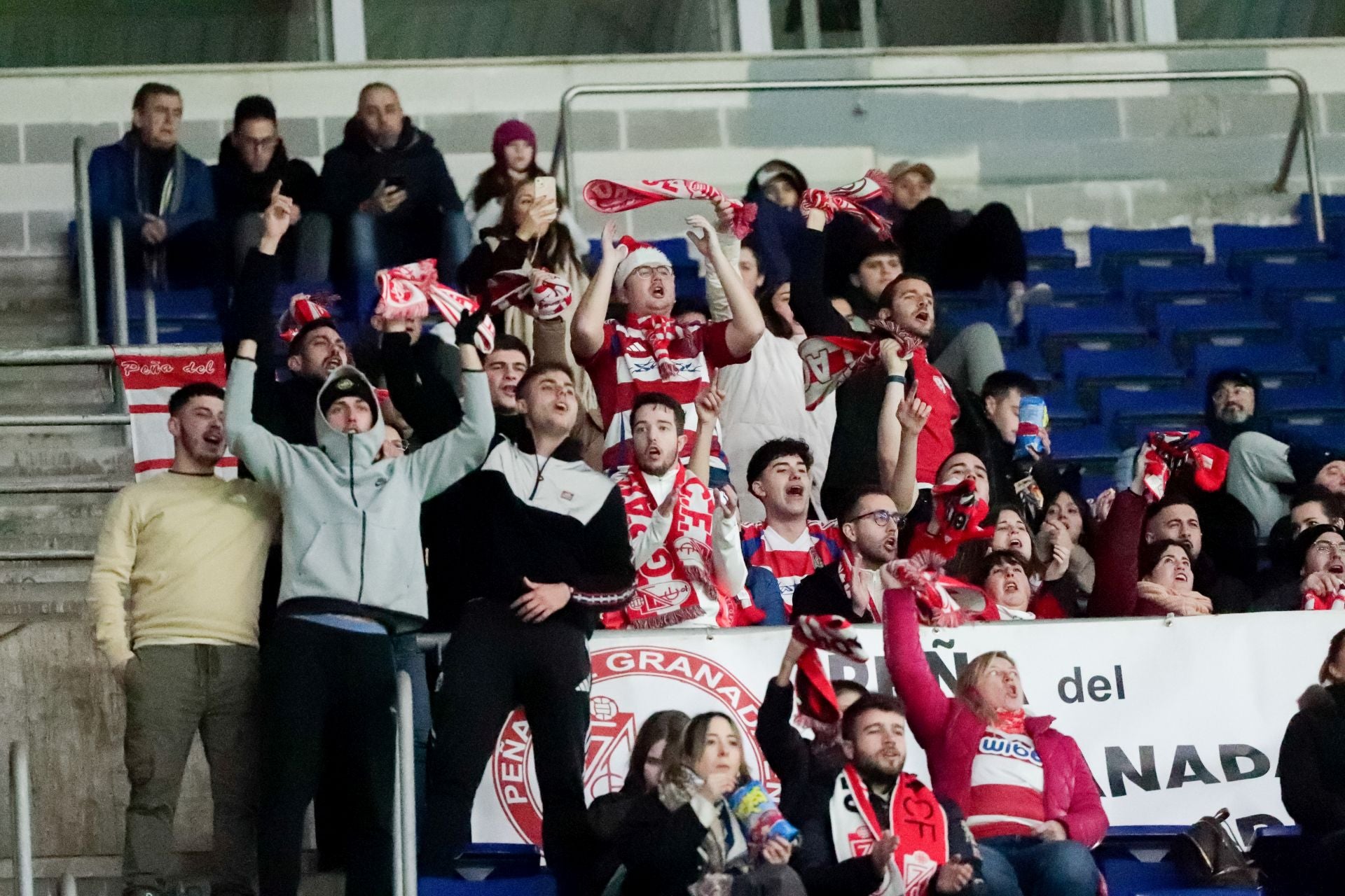 Las mejores imágenes del partido del Granada CF contra el Real Oviedo