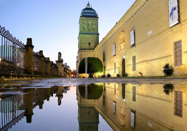 Reflejos del Hospital de Santiago.