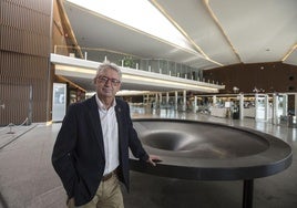 Luis Alcalá, en el interior del Parque de las Ciencias.