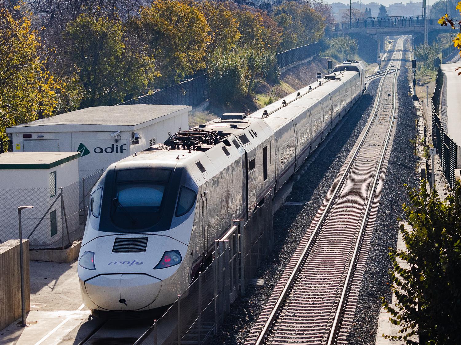 Las imágenes de la llegada de la cuarta frecuencia de tren con Madrid