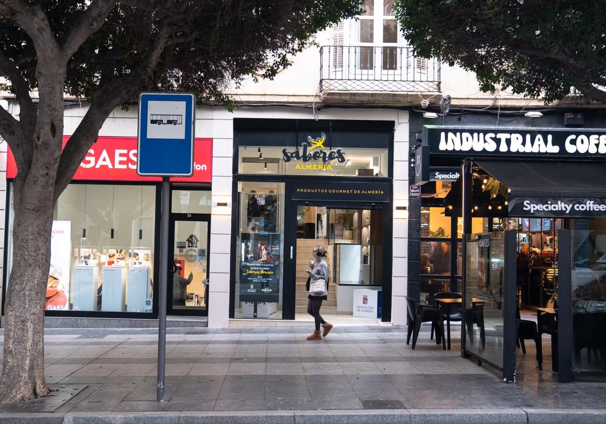 Mermeladas de Chercos, rosquillas de Rioja o jamones de Fondón: Almería tiene nuevo templo 'foodie'